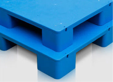 Goedkope In het groot Stapelbare Plastic Pallet 1500*1200cm Euro Op zwaar werk berekende 3ton vervangt Houten Pallet