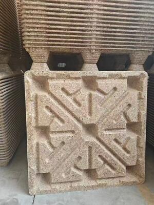 Duurzame geperste houten pallets met een uitzettingspercentage van minder dan 5 procent, geschikt voor langeafstandstransport en intern gebruik.